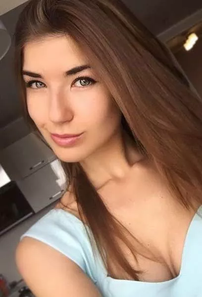 Rencontre avec une belle femme russe, Anna 29 ans